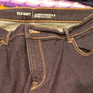 Old Navy jeans, curvy profile